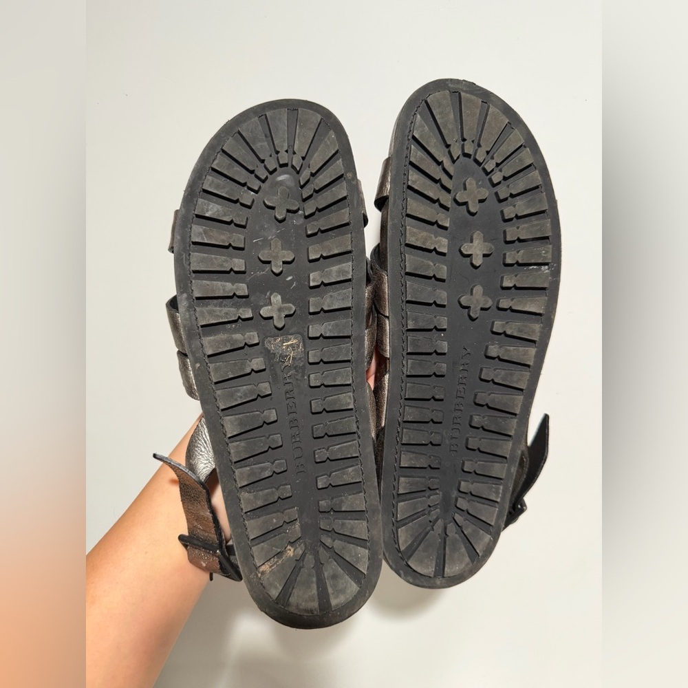 Burberry Prosum metallic leather sandals 44 - Picture 3 of 6